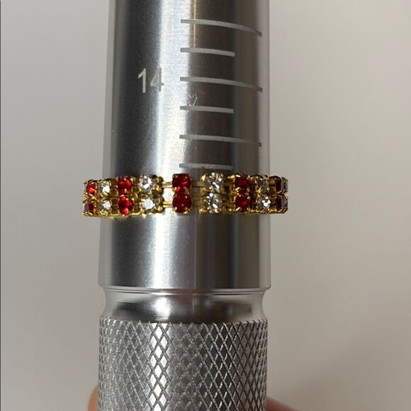 Double Gold Tone White and Red Crystal Banded Stretch Ring Size 6-15 - Picture 3 of 4